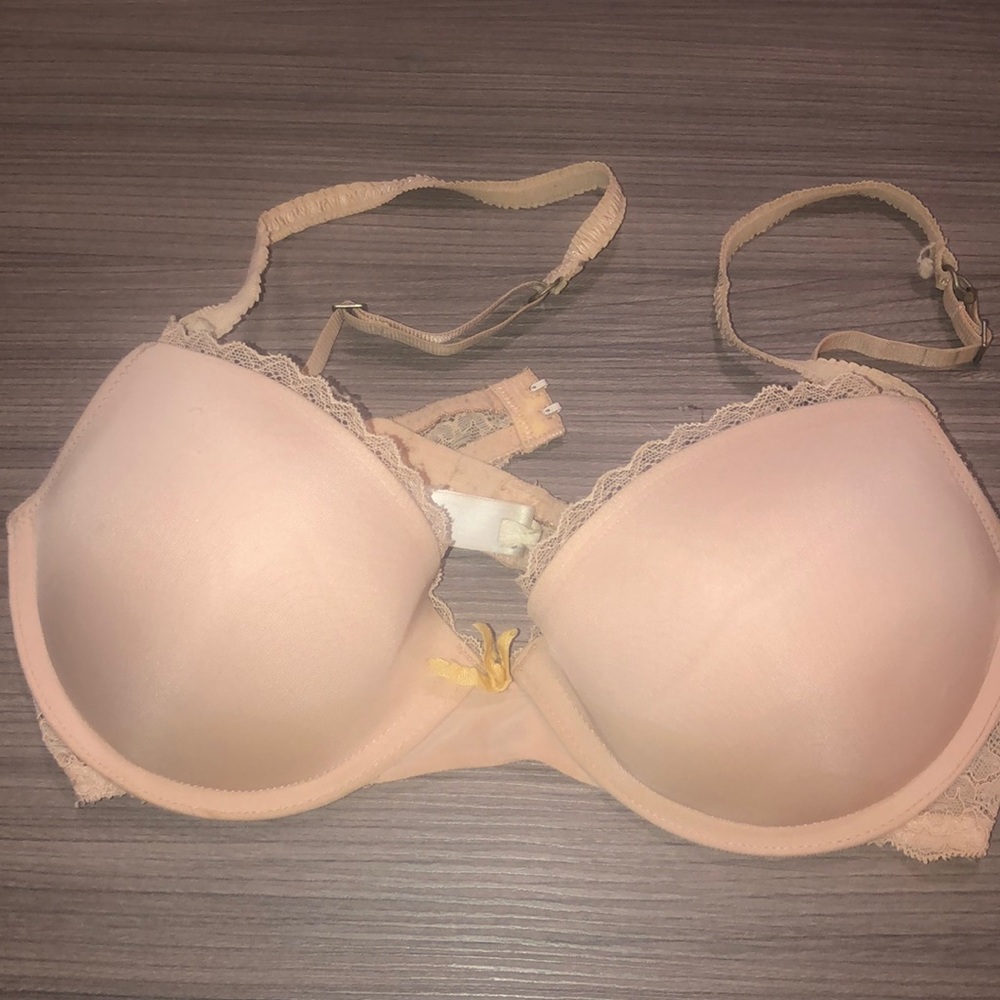 Nude bra